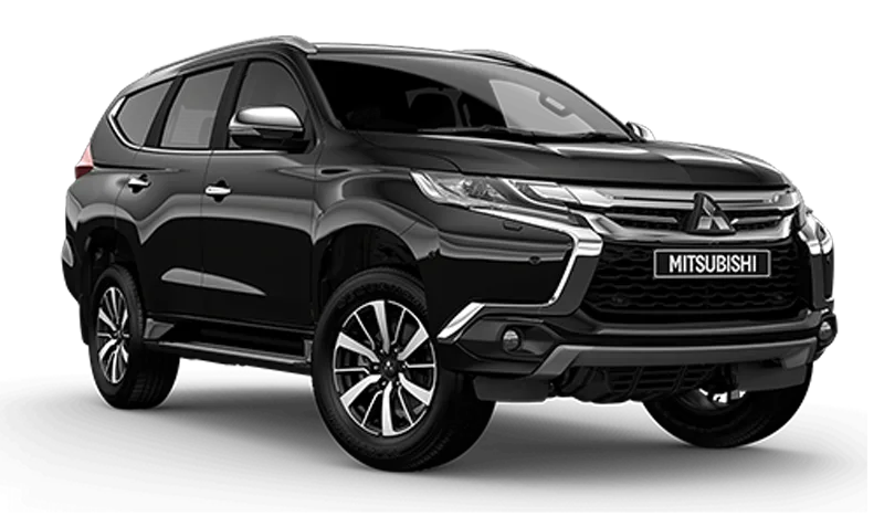 Mitsubishi Pajero sport gasoline màu đen